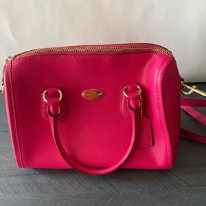 Small pink Crossbody